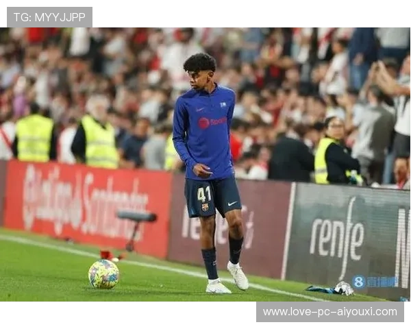 巴萨亚马尔连续变向后推射近角完成破门——技艺与热血的完美融合