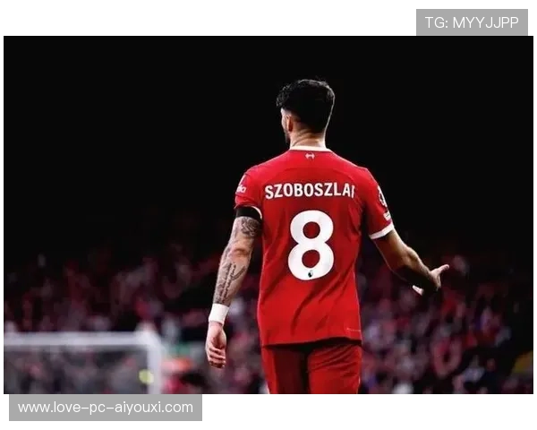 索博斯洛伊远程吊射越过门将