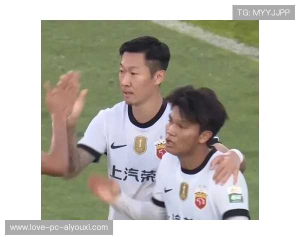 上海海港徐新妙传助攻，李明连续破门——震撼全场的精彩对决