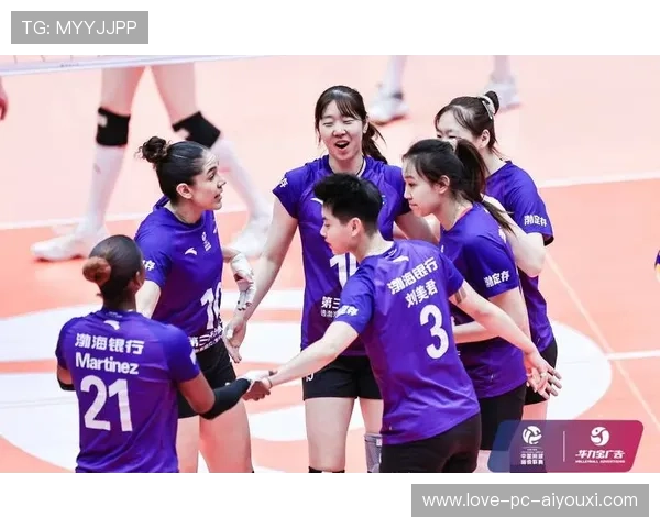 天津女排王倩连续扣杀，助队赢下关键局