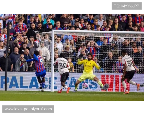 曼城利用二点球权成功牵制对手，中路空间全面打开