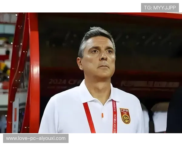 中国U23定位球制造威胁，门前抢点差一步，中国u23球员